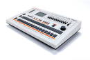 Roland TR-707